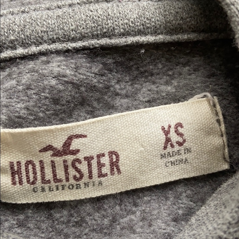 Hooded jacket - Picture 2 of 3
